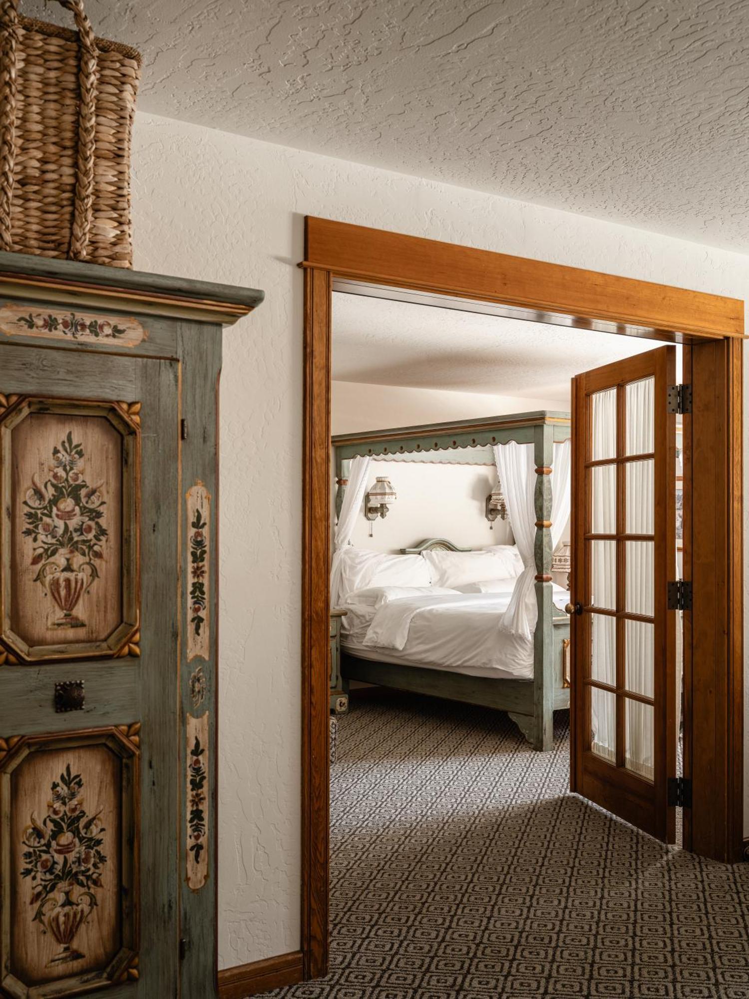 Enzian Inn Leavenworth Bagian luar foto